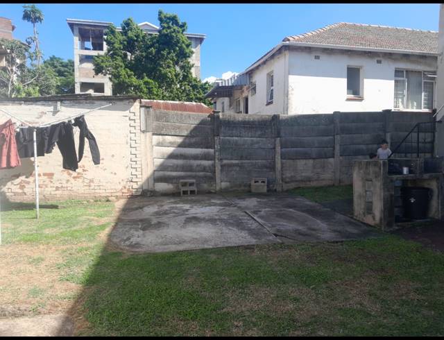 2 BEDROOM FLAT FOR SALE IN UMBILO
